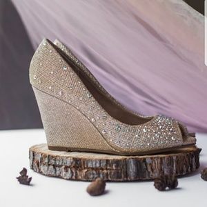 NWOT 5.5 Gold Wedges with Rhinestones